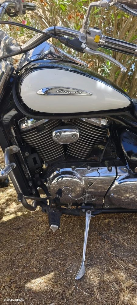 Suzuki Intruder VL 800 - 14