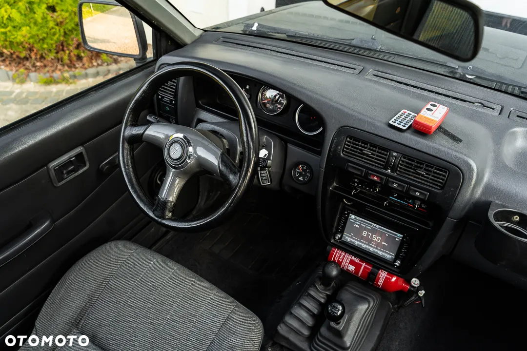 Nissan Pickup 2.5 TDi 4WD - 27
