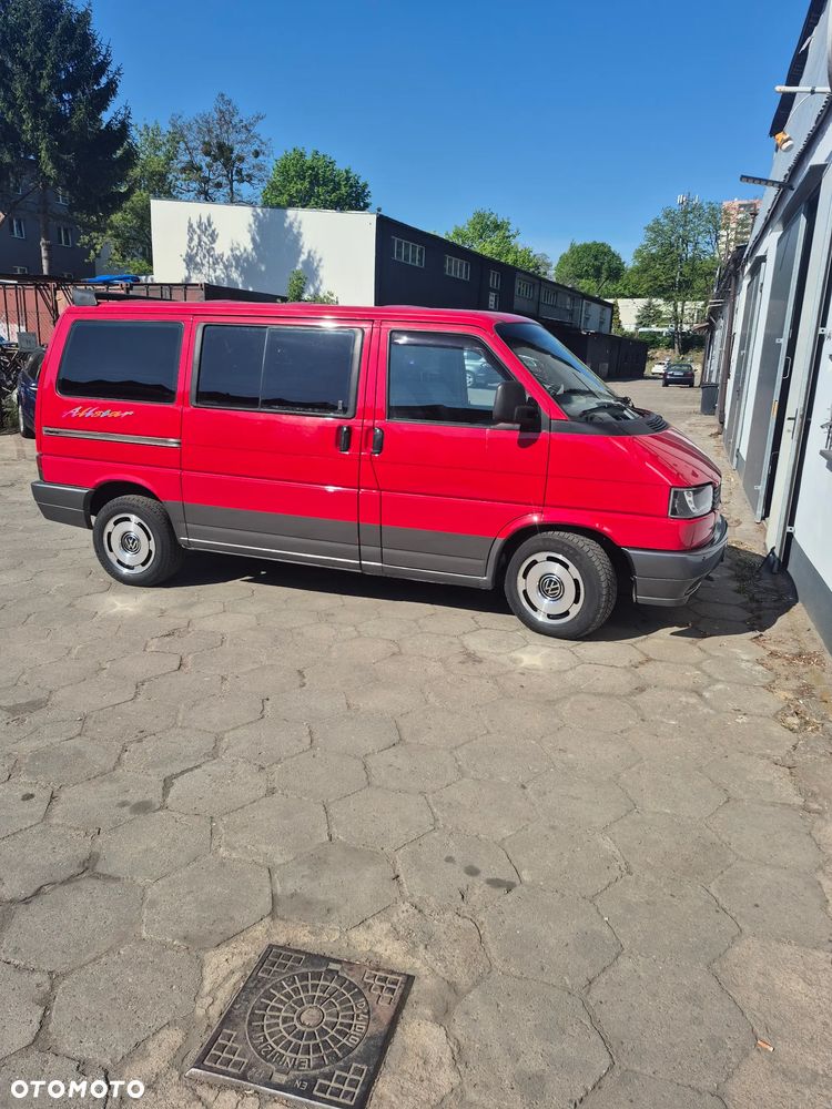 Volkswagen Multivan - 9