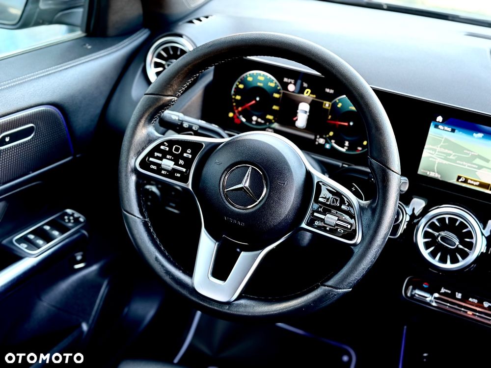 Mercedes-Benz GLA 200 d 8G-DCT AMG Line - 24