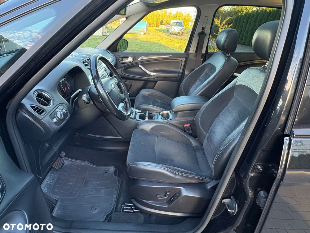 Ford S-Max - 9