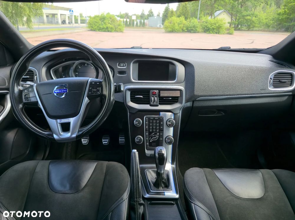 Volvo V40 D4 Drive-E R-Design Kinetic - 27