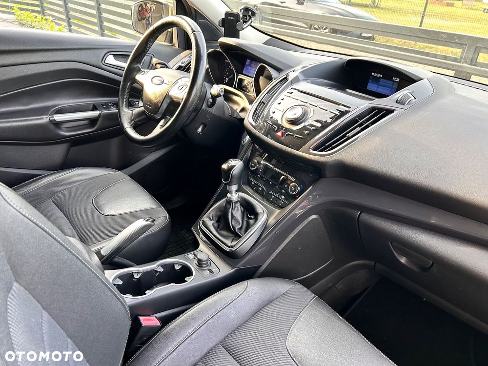 Ford Kuga 2.0 TDCi 4WD Titanium - 16