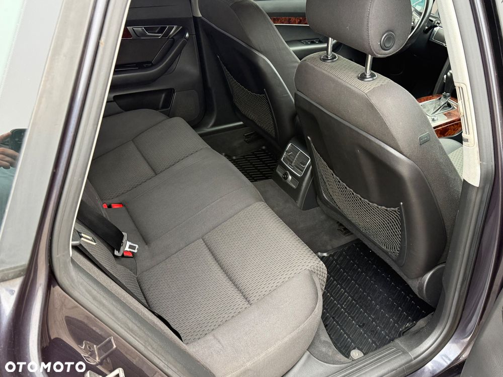 Audi A6 Avant 2.4 Multitronic - 23