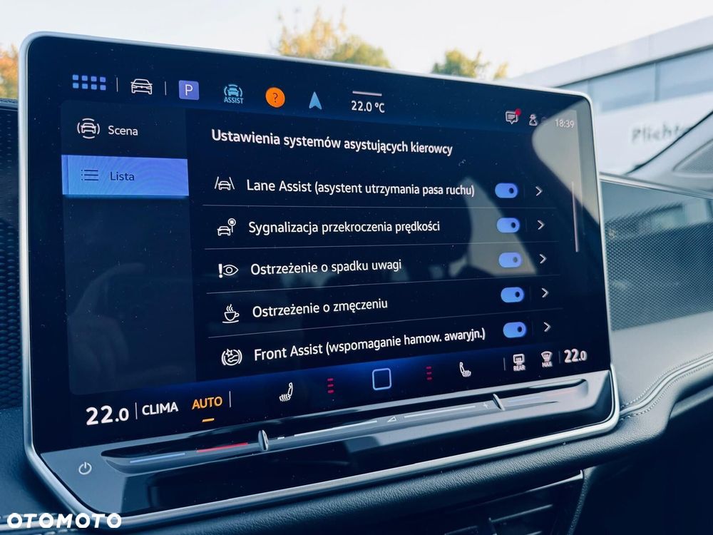 Volkswagen Passat - 30