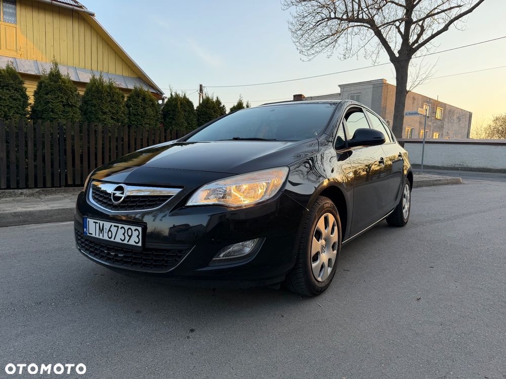 Opel Astra 1.4 EcoFLEX Innovation - 1