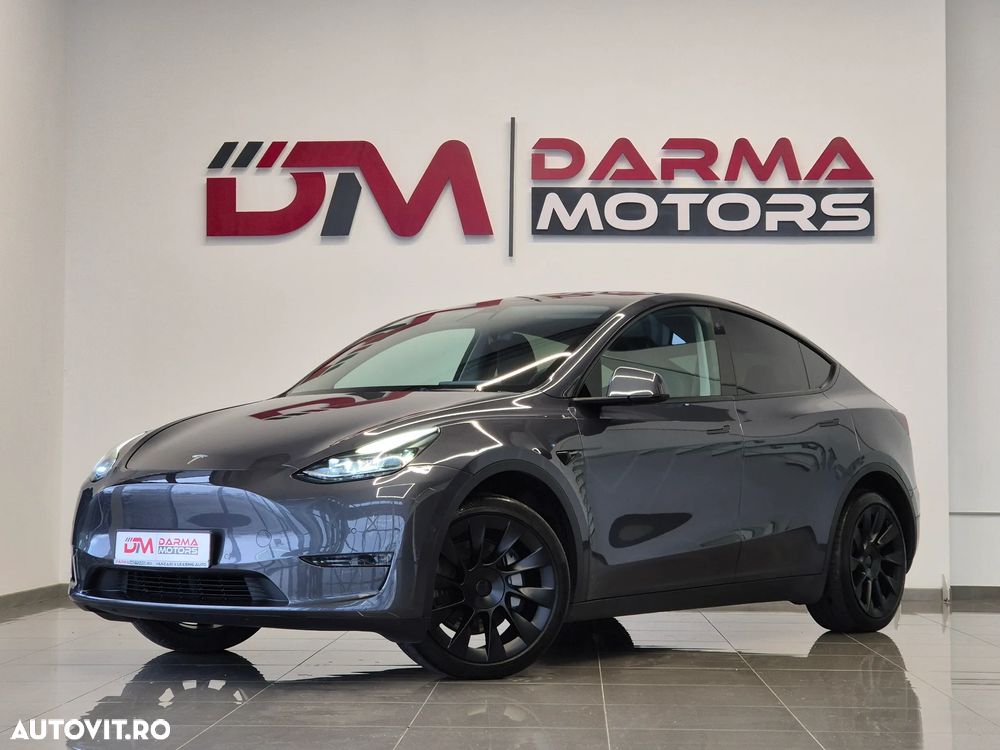 Tesla Model Y Long Range Dual Motor AWD - 2