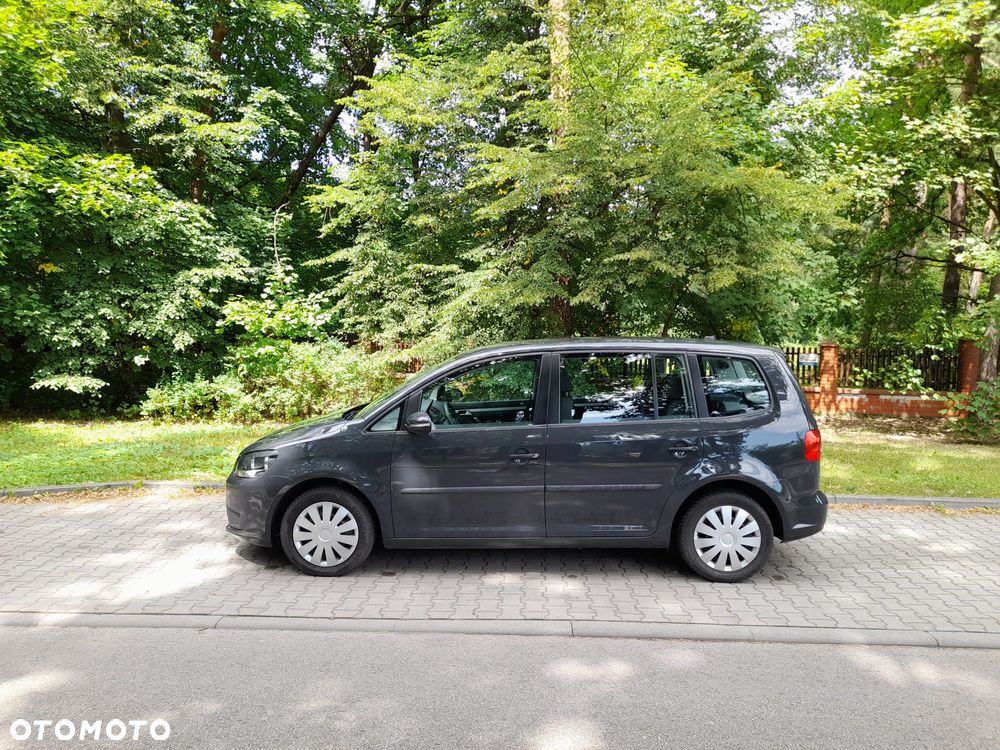 Volkswagen Touran - 6