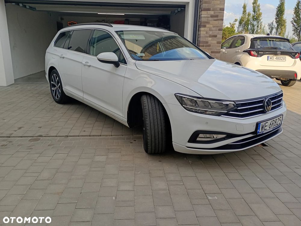 Volkswagen Passat 1.5 TSI EVO Business - 4