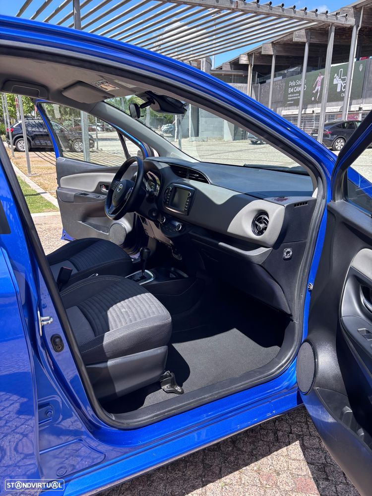 Toyota Yaris 1.5 HSD Comfort+P.Style - 14