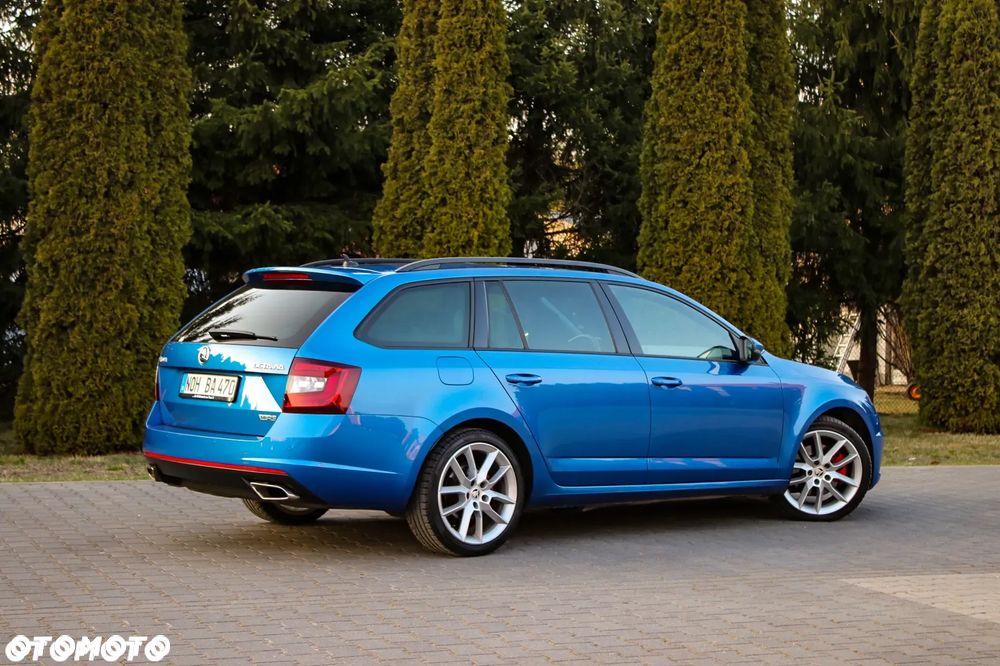 Skoda Octavia 2.0 TDI DSG RS - 13