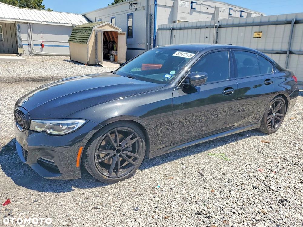 BMW Seria 3 330i M Sport - 1