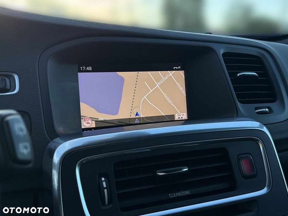 Volvo V60 - 30