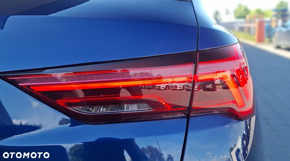Audi Q3 - 24