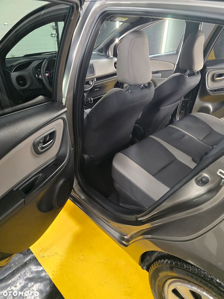 Toyota Yaris 1.5 VVT-i Style Selection - 9