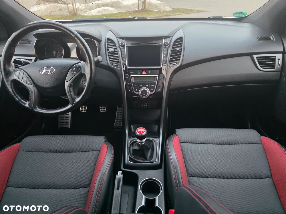Hyundai i30 1.6 T GDI Turbo - 13