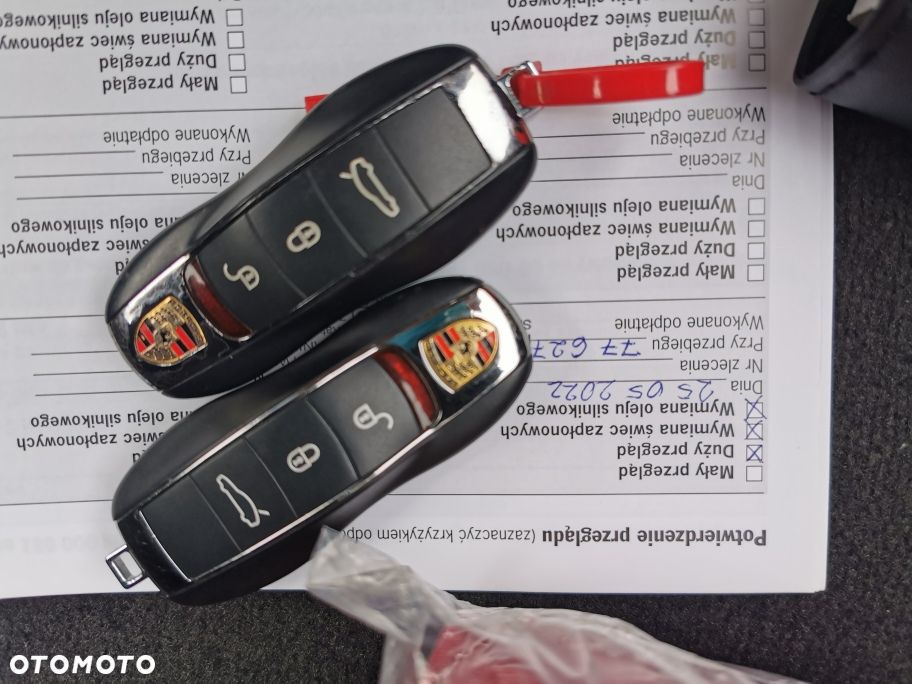 Porsche Panamera - 16