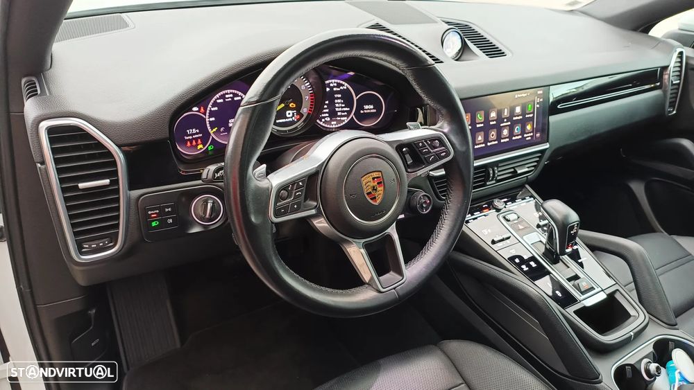 Porsche Cayenne E-Hybrid - 12