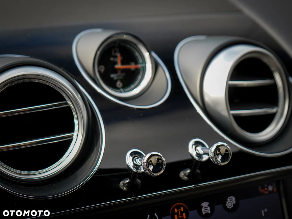 Bentley Bentayga W12 First Edition - 15