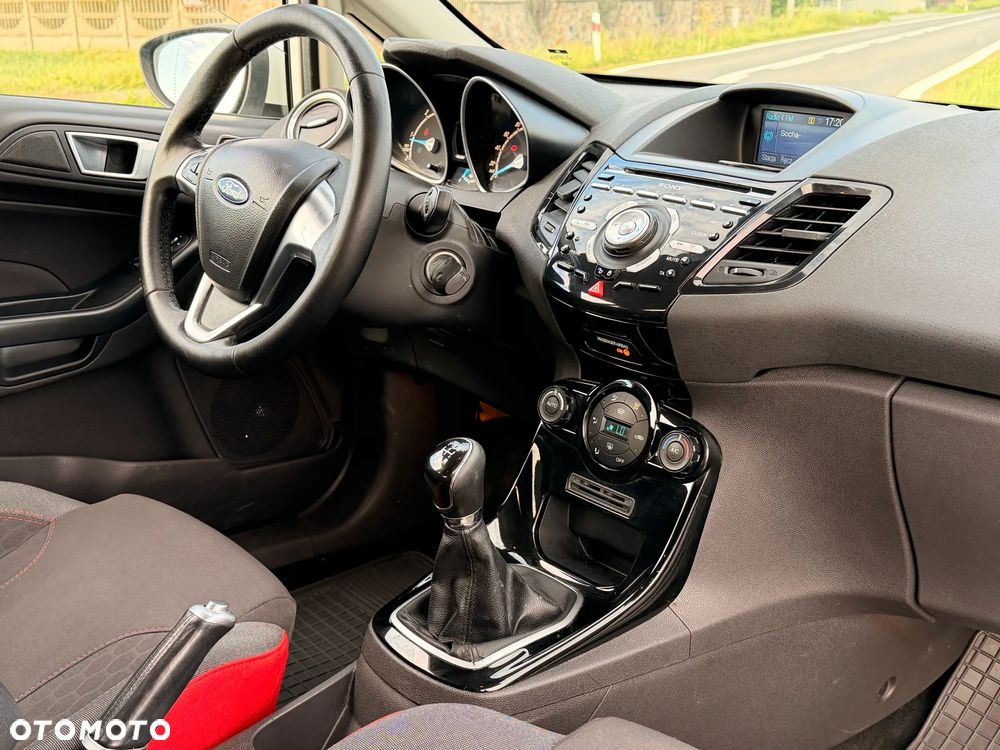 Ford Fiesta 1.6 TDCi Silver X - 15