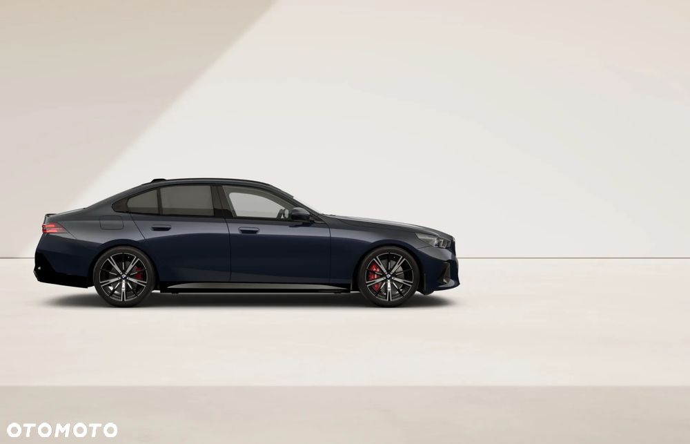 BMW Seria 5 540d xDrive mHEV - 5