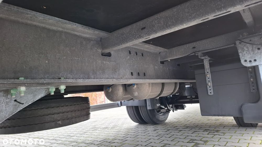 Gniotpol G4080 / Tandem 7,70m / Dmc 11000 kg / Przejazdowa / Podnoszony dach / - 17