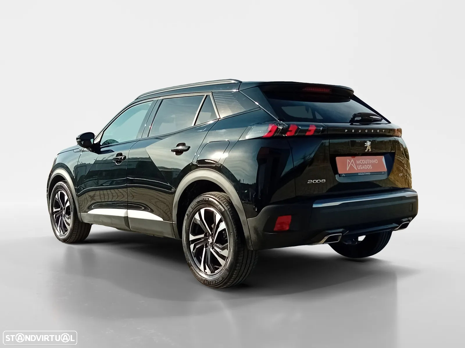 Peugeot 2008 1.2 PureTech Active EAT8 - 4