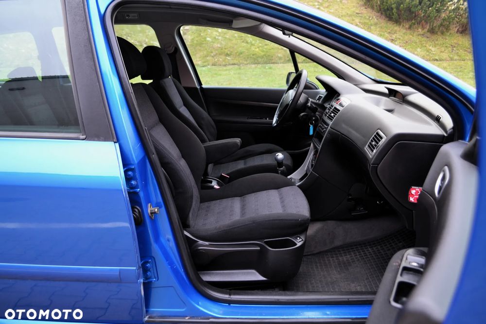 Peugeot 307 2.0 XT Premium - 11