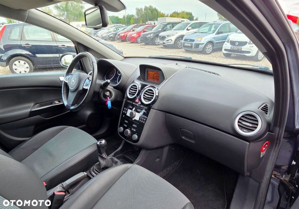 Opel Corsa - 21