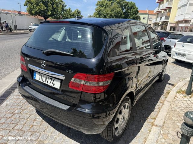Mercedes-Benz B 180 CDI Autotronic - 4