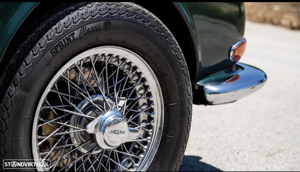 Jaguar MK II - 10