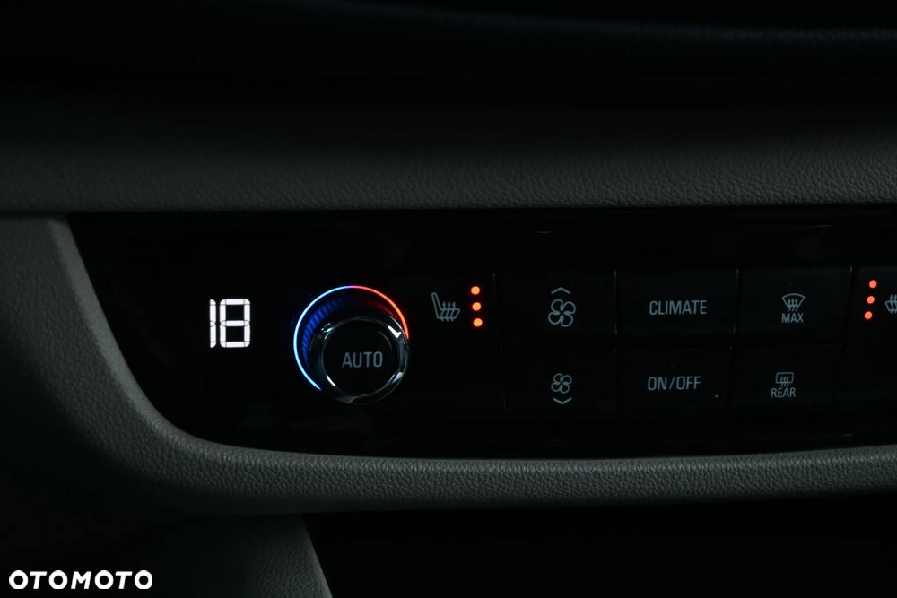 Opel Insignia 2.0 Direct Inj Trb 4x4 Ultimate Exclusive - 39