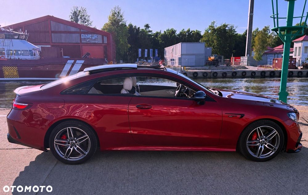 Mercedes-Benz Klasa E 400 4-Matic 9G-TRONIC - 2
