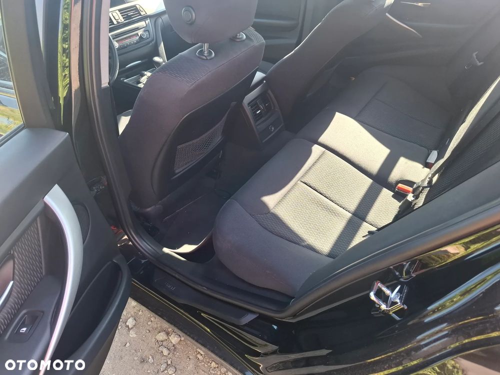 BMW Seria 3 - 11