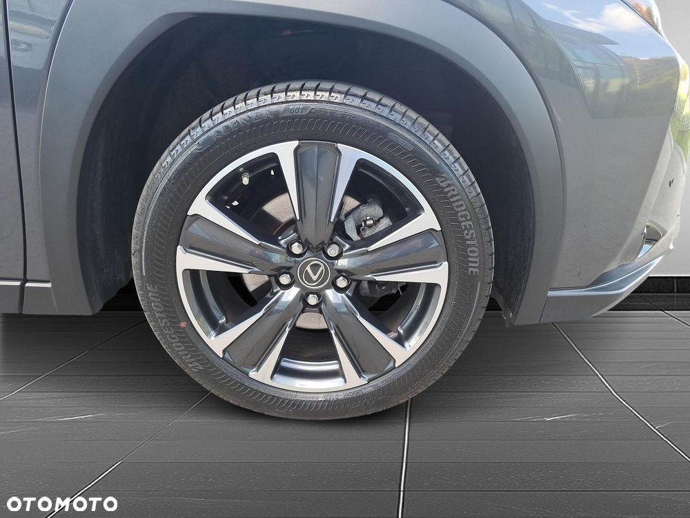 Lexus UX 250h GPF Business 2WD - 26