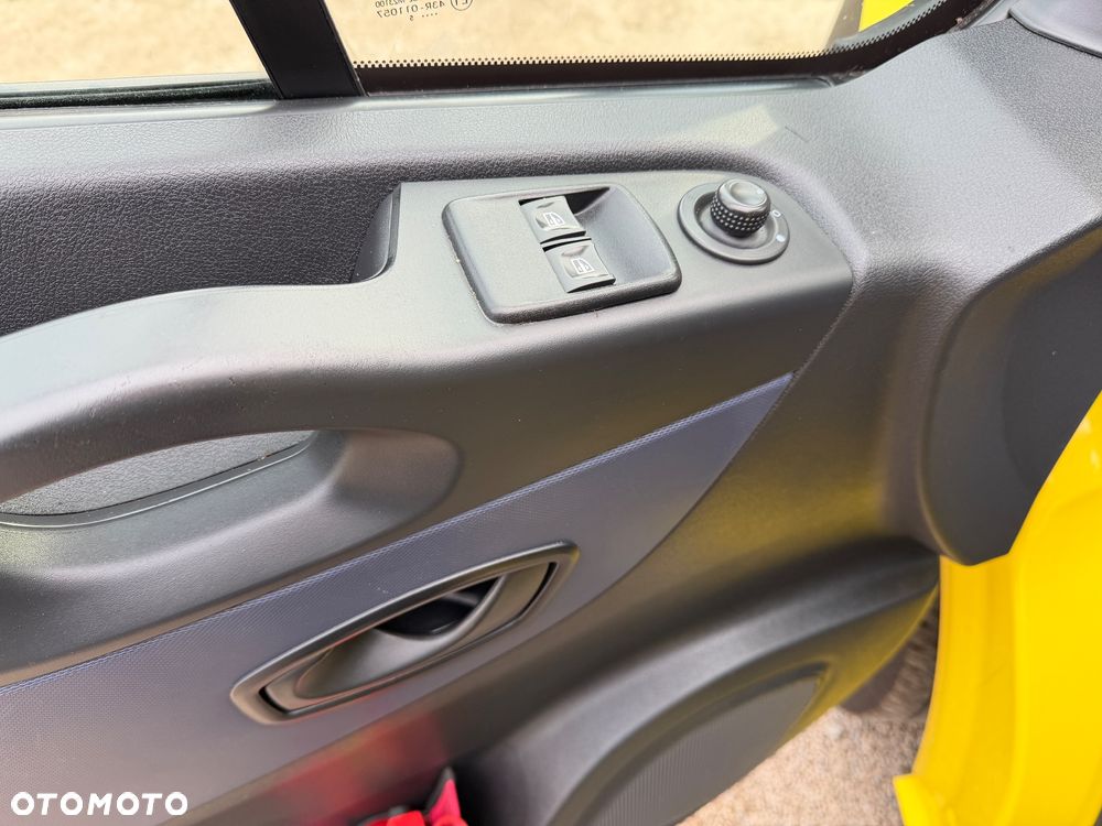 Opel Vivaro - 20