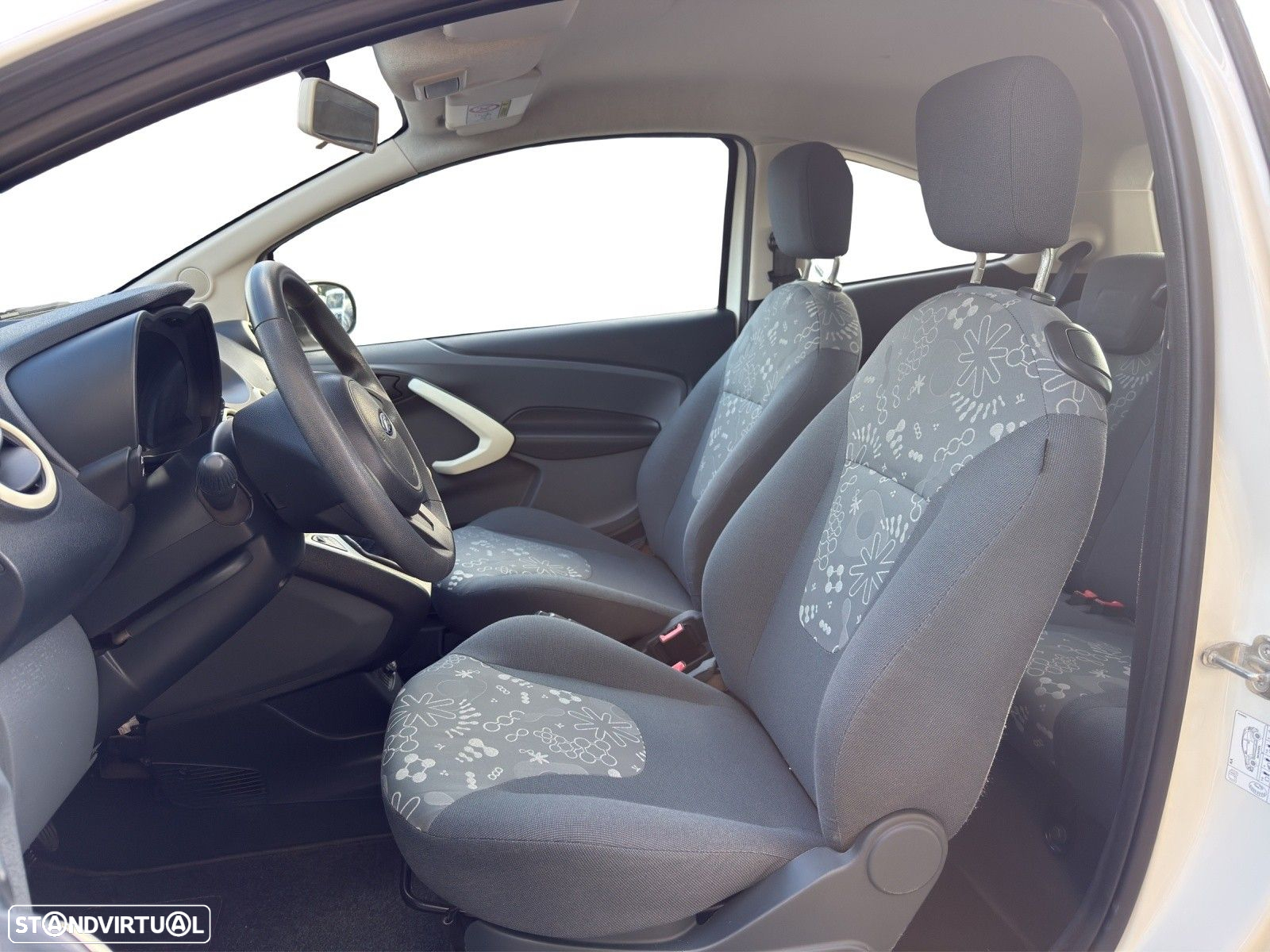 Ford KA 1.2 City - 11