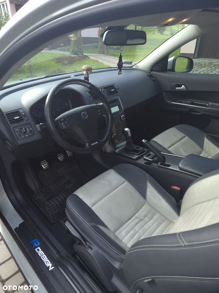 Volvo C30 2.0D R-Design - 6