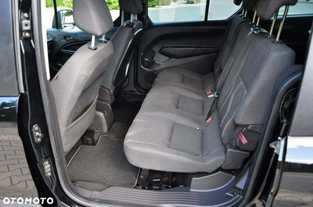 Ford Tourneo Connect - 24