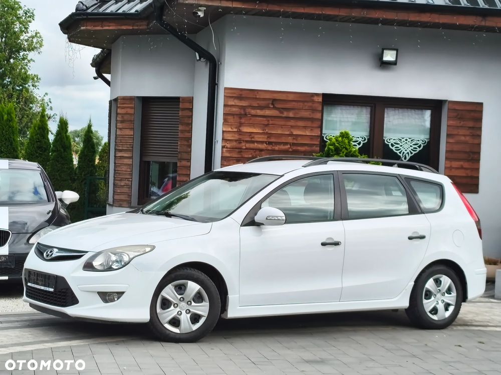Hyundai i30 1.6 CRDi Classic + - 12