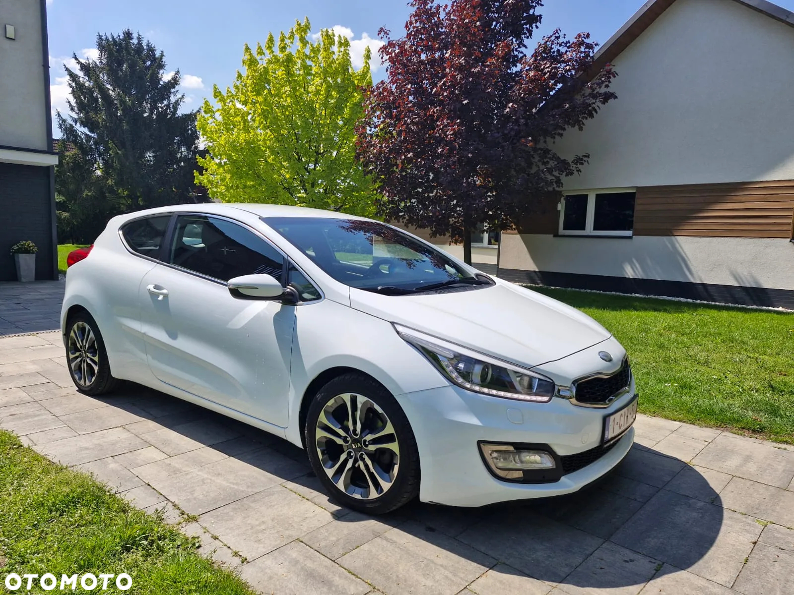 Kia Ceed 1.6 GDI Dream Team Edition - 13