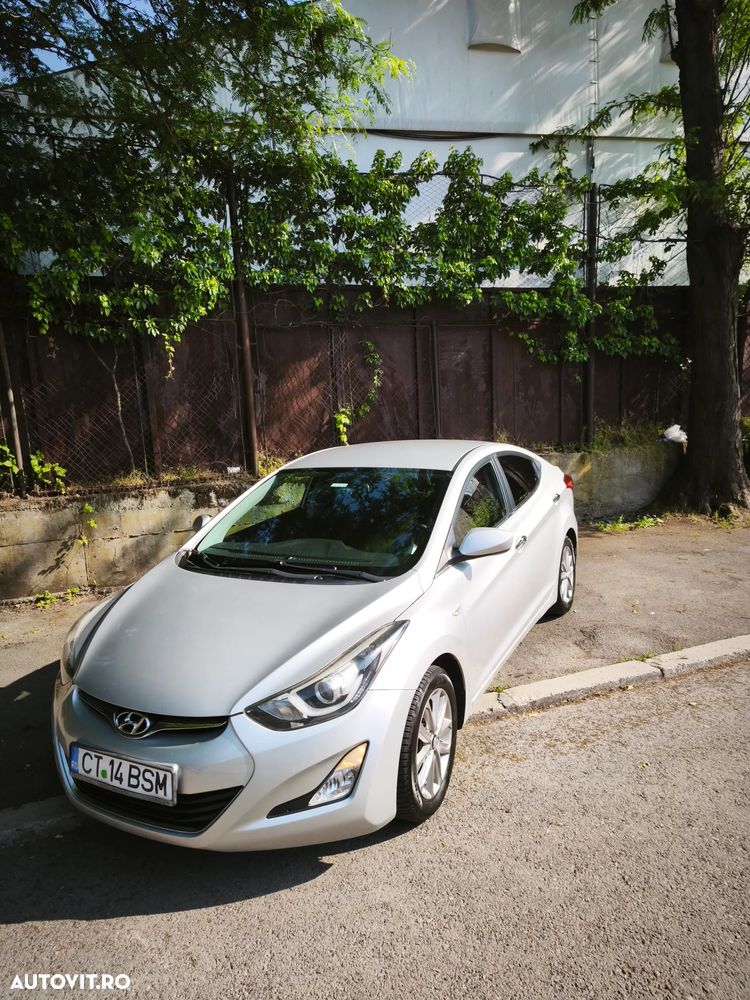 Hyundai Elantra 1.6 MPi - 2