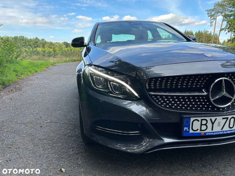 Mercedes-Benz Klasa C 180 CGI BlueEff Avantgarde - 27