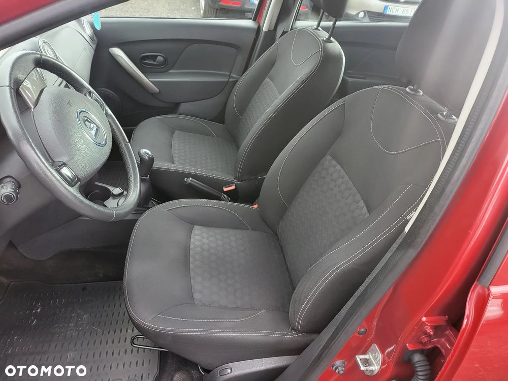 Dacia Logan MCV TCe 90 S&S Celebration - 15