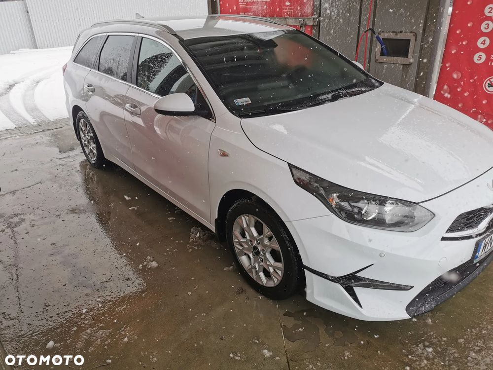 Kia Ceed 1.5 T-GDI M - 2