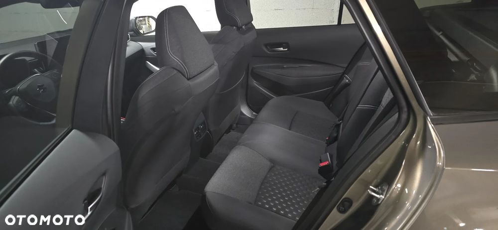 Suzuki Swace 1.8 Hybrid Premium Plus CVT - 8