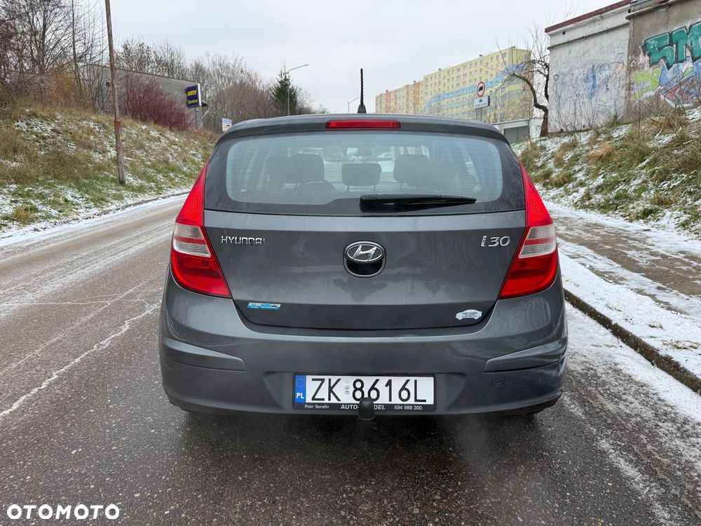 Hyundai i30 1.4 Blue Comfort - 23