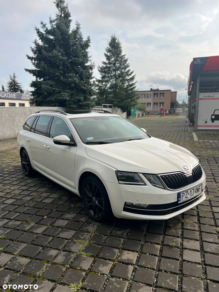 Skoda Octavia 1.4 TSI Ambition DSG - 2