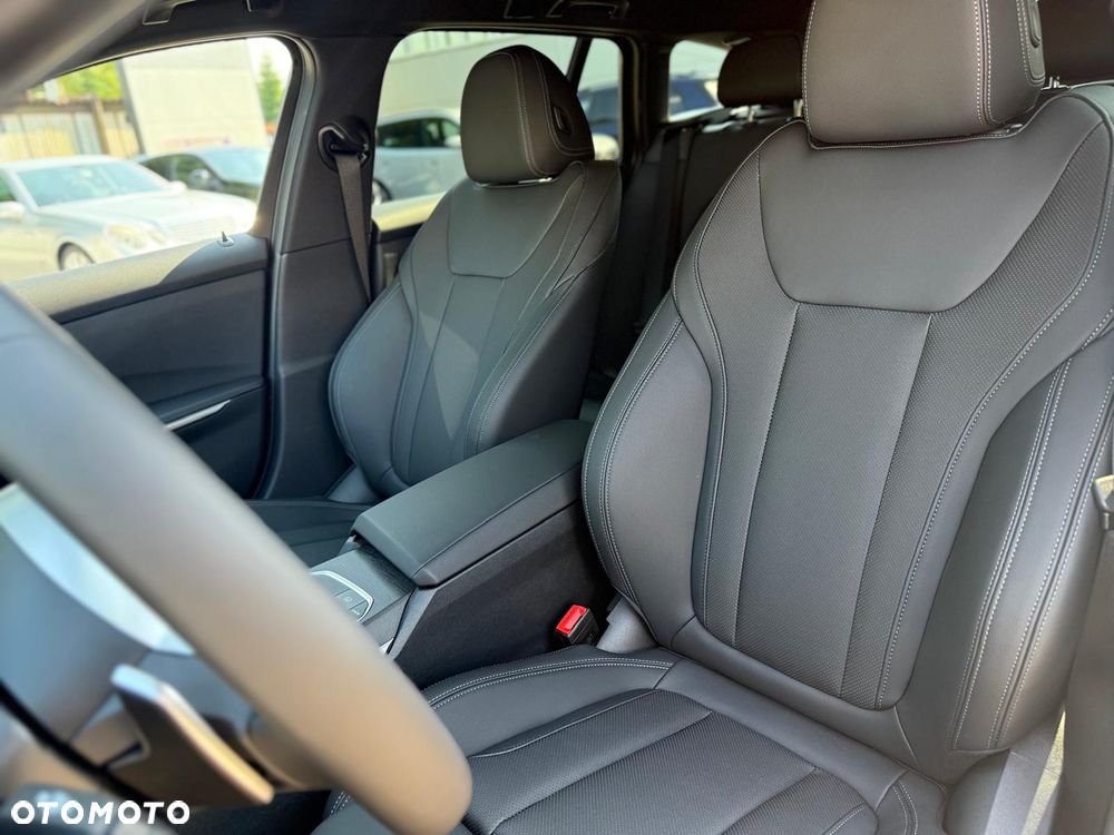 BMW Seria 3 318d mHEV M Sport - 21