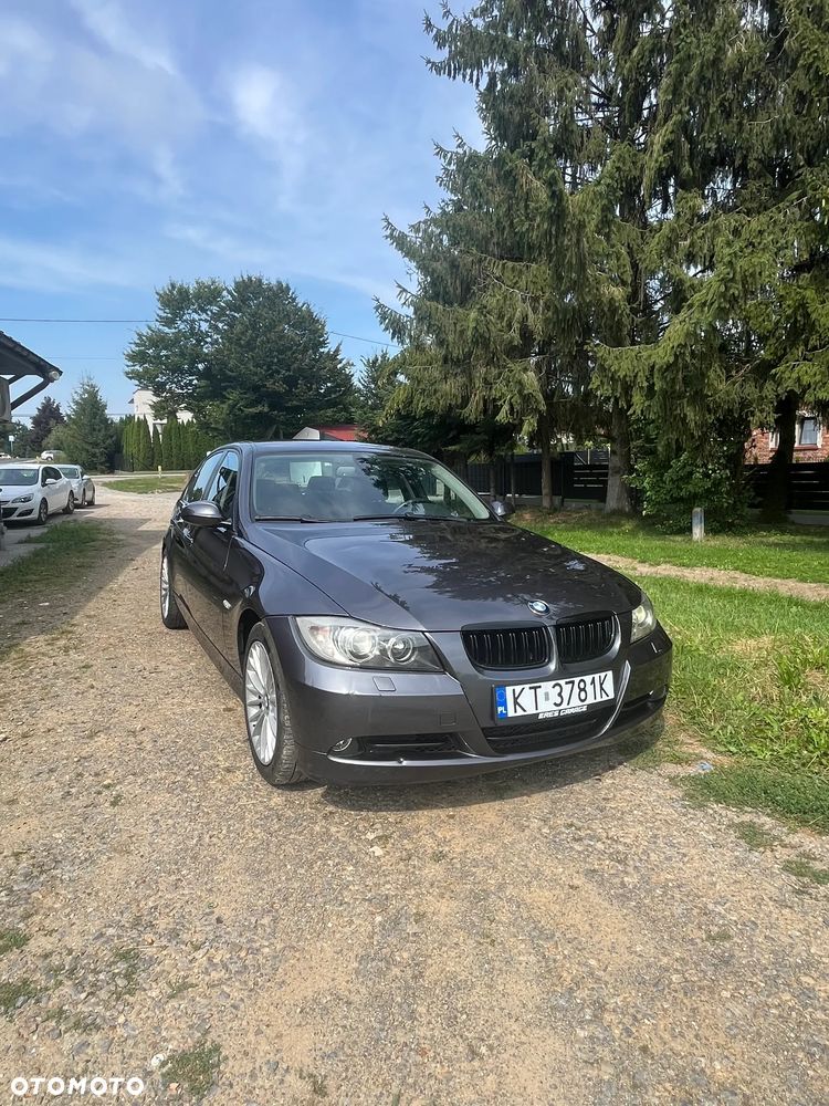 BMW Seria 3 320d - 4